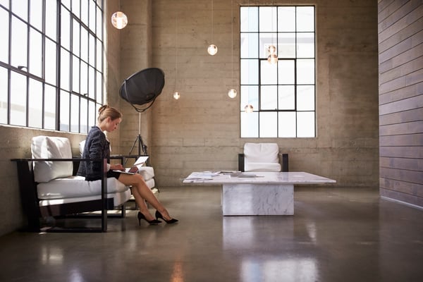 mujer trabajando