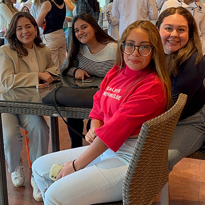cessa-universidad-47-an╠âos-20