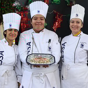 cessa-universidad-eventos-chiles-en-nogada-concurso-13