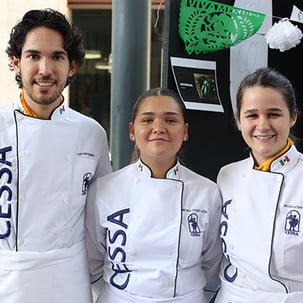 cessa-universidad-eventos-chiles-en-nogada-concurso-5