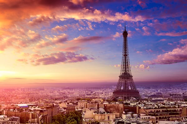 Vista área Torre Eiffel en Paris